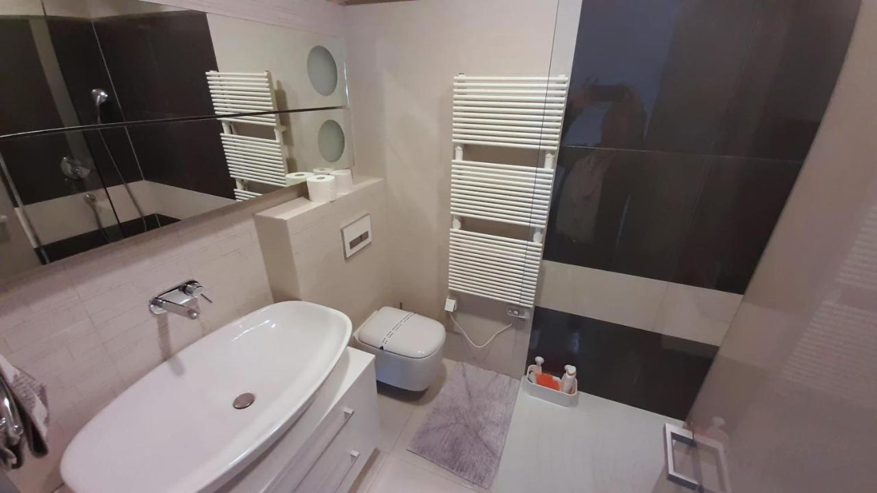 Apartment Iva Omiš Buitenkant foto