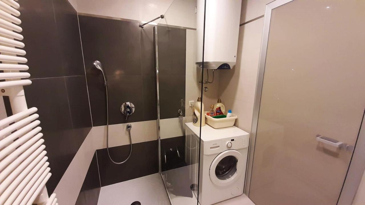 Apartment Iva Omiš Buitenkant foto